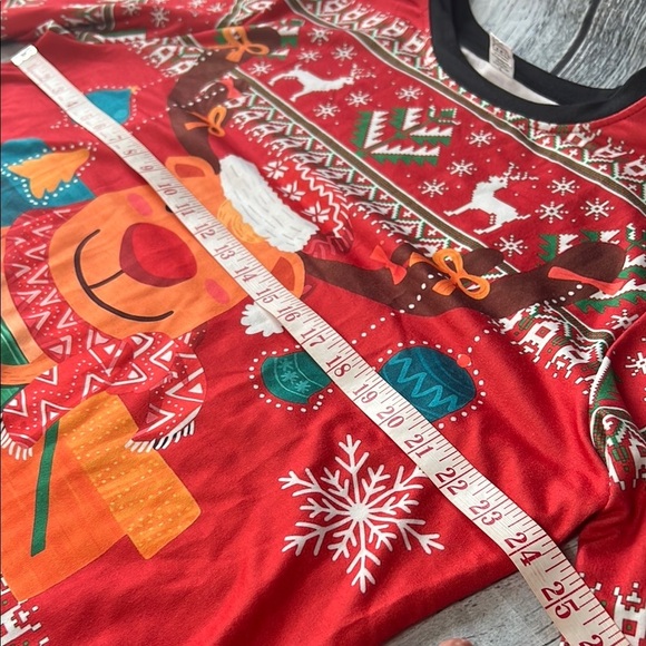 Men’s Festive Red Reindeer Sweater Sz Large - Picture 2 of 6